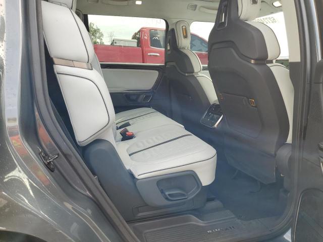 Photo 11 from auction – 2023 RIVIAN R1S LAUNCH with VIN 7PDSGABL5PN007680