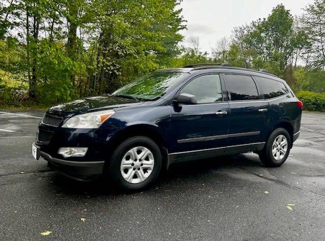 Photo 1 from auction – 2011 CHEVROLET TRAVERSE L with VIN 1GNKVEED5BJ149480