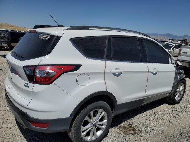Photo 3 from auction – 2017 FORD ESCAPE SE with VIN 1FMCU9GD9HUC58368