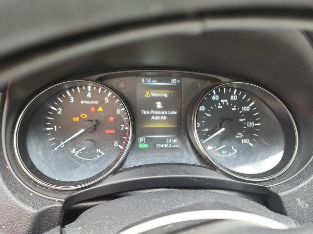 Photo 9 from auction – 2017 NISSAN ROGUE S with VIN 5N1AT2MT1HC872849