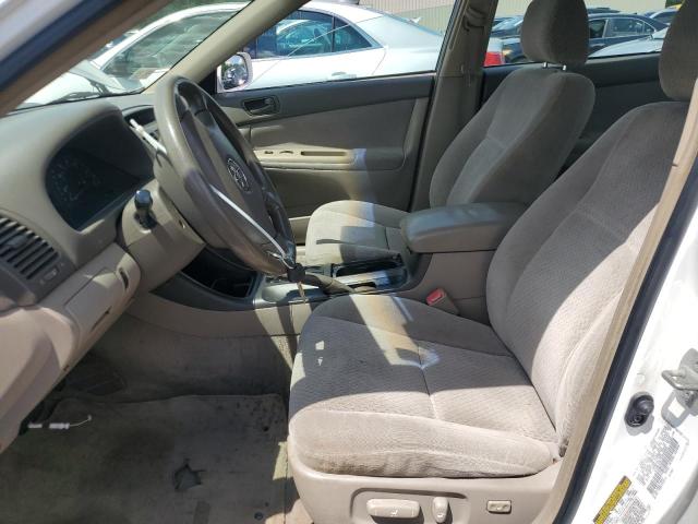 Photo 7 from auction – 2004 TOYOTA CAMRY LE with VIN 4T1BF32KX4U068985