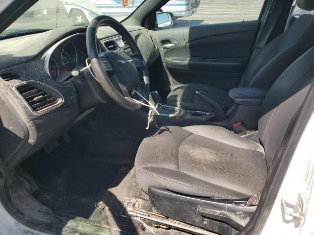 Photo 7 from auction – 2014 CHRYSLER 200 LX with VIN 1C3CCBAB1EN230919