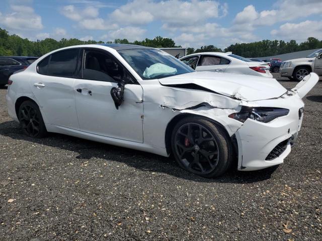 Photo 4 from auction – 2020 ALFA ROMEO GIULIA with VIN ZARFANAN8L7629912
