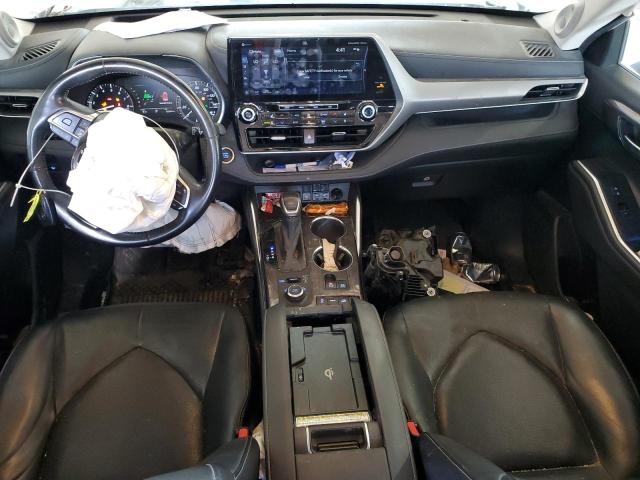Photo 8 from auction – 2021 TOYOTA HIGHLANDER with VIN 5TDFZRBH0MS137305