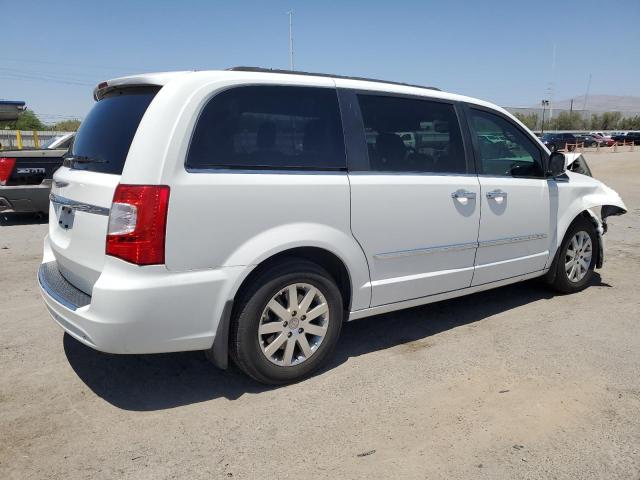 Photo 3 from auction – 2016 CHRYSLER TOWN & COU with VIN 2C4RC1BG2GR112071