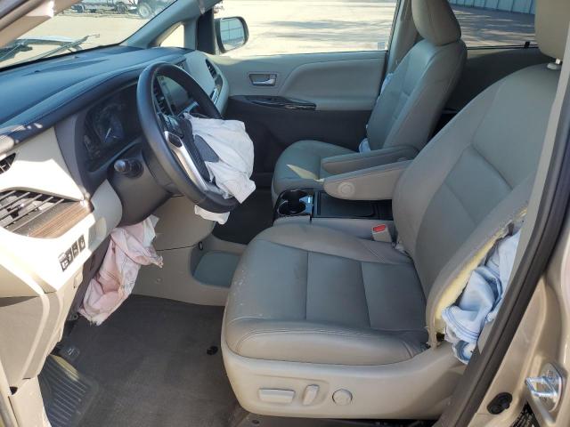Photo 7 from auction – 2017 TOYOTA SIENNA XLE with VIN 5TDDZ3DC6HS152371
