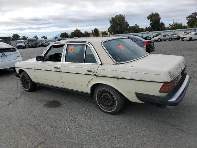 Снимка 2 от търг – 1982 MERCEDES-BENZ 240 D с VIN WDBAB23A0CB297423