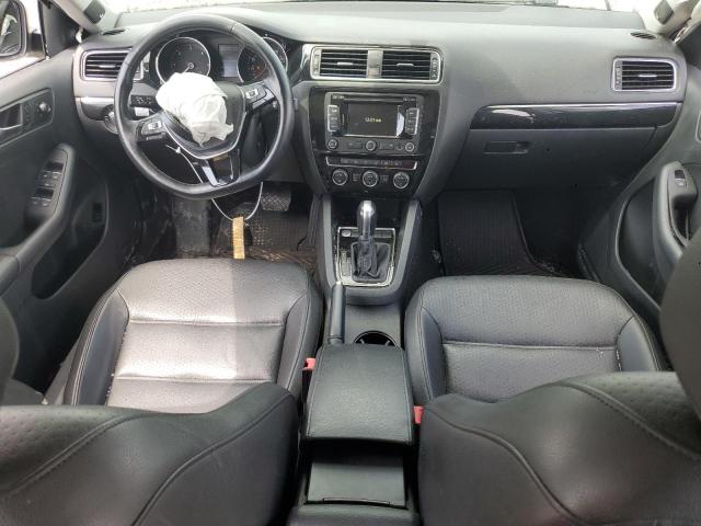 Photo 8 from auction – 2015 VOLKSWAGEN JETTA TDI with VIN 3VWLA7AJ2FM201699