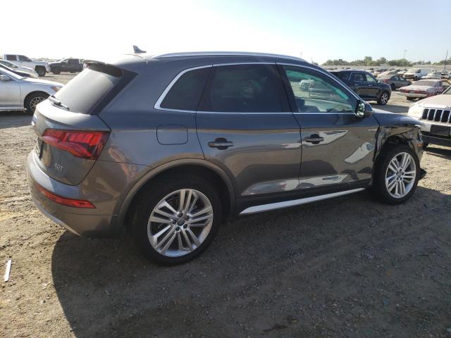 Photo 3 from auction – 2018 AUDI Q5 PREMIUM with VIN WA1BNAFY7J2066946