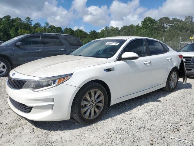 Photo 1 from auction – 2017 KIA OPTIMA with VIN 5XXGT4L34HG171752
