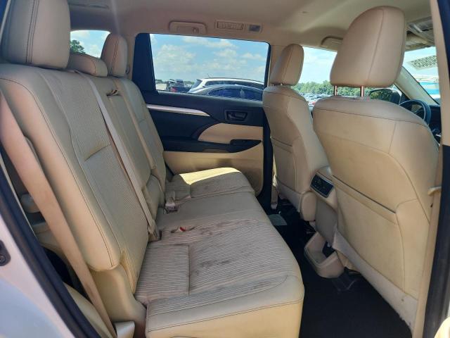 Photo 10 from auction – 2015 TOYOTA HIGHLANDER with VIN 5TDZKRFH3FS046186