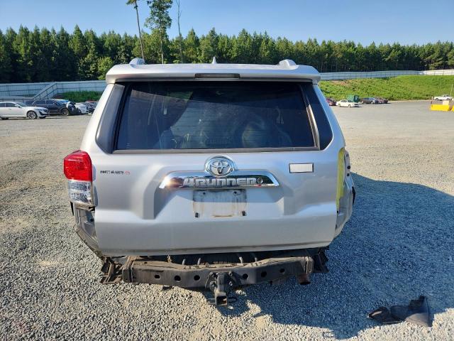 Photo 6 from auction – 2011 TOYOTA 4RUNNER SR with VIN JTEZU5JR9B5018584