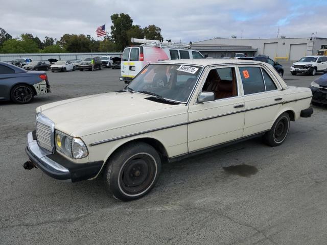 1982 MERCEDES-BENZ 240 D - Търг №64999775