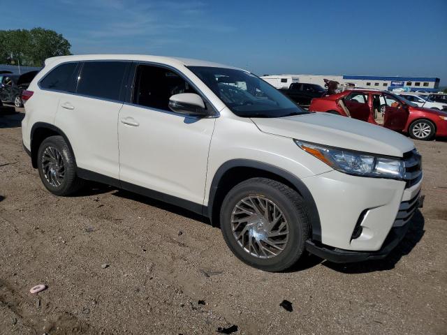Photo 4 from auction – 2019 TOYOTA HIGHLANDER with VIN 5TDBZRFH0KS938239