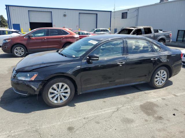 VOLKSWAGEN PASSAT S 2015 with VIN 1VWAT7A31FC052335 - Photo from auction