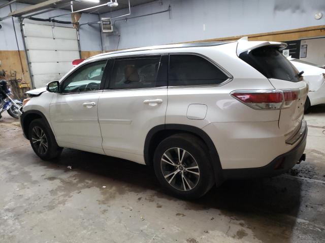 Photo 2 from auction – 2016 TOYOTA HIGHLANDER with VIN 5TDJKRFH7GS353732