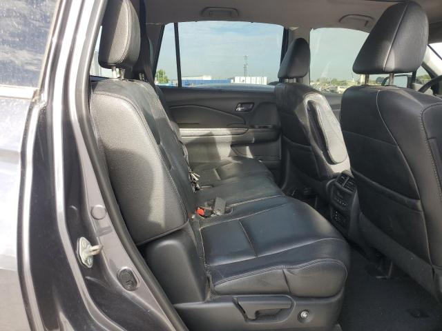 Photo 11 from auction – 2017 HONDA PILOT TOUR with VIN 5FNYF5H94HB011565