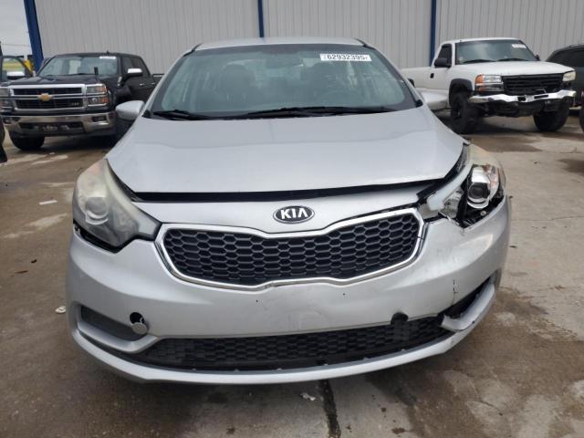 Photo 5 from auction – 2016 KIA FORTE LX with VIN KNAFX4A67G5509223