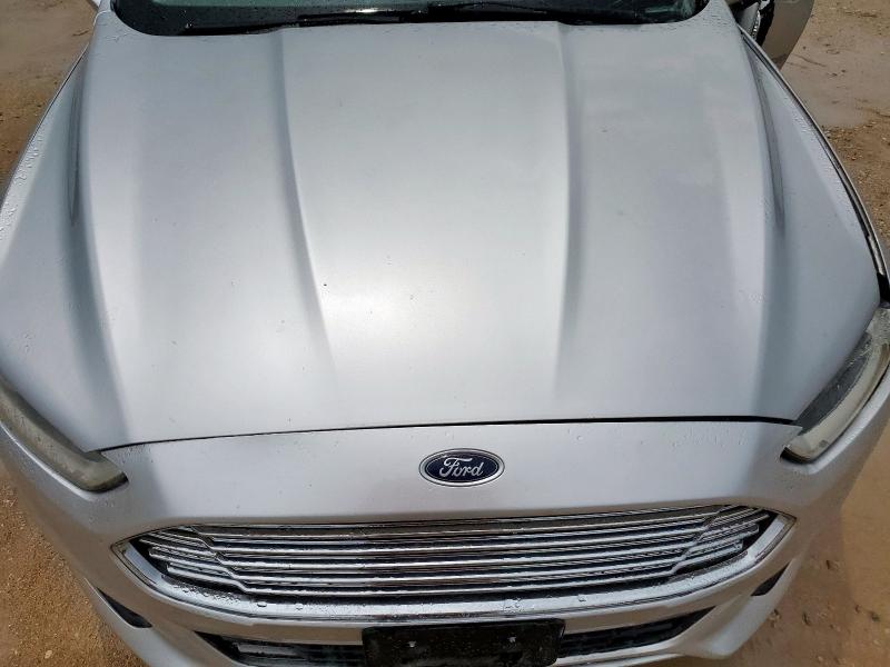 Photo 11 from auction – 2016 FORD FUSION SE with VIN 3FA6P0H75GR122487