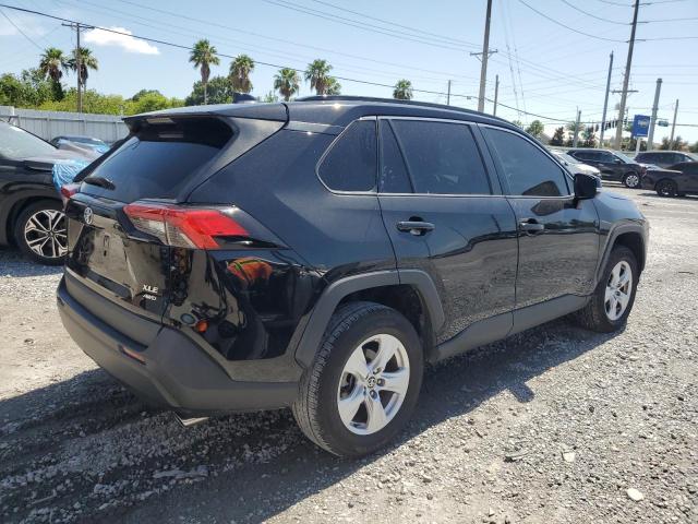 Photo 3 from auction – 2021 TOYOTA RAV4 XLE with VIN 2T3P1RFV0MC237884