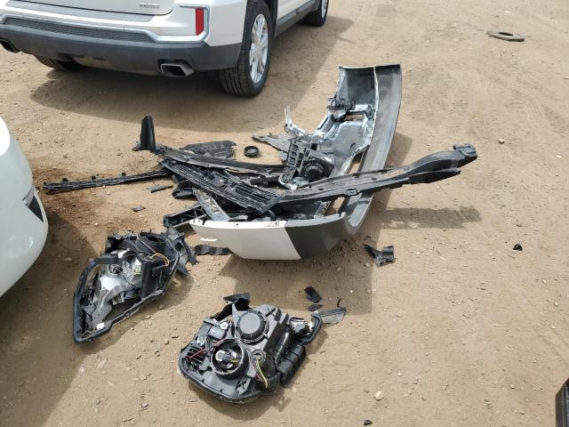 Photo 13 from auction – 2017 GMC TERRAIN SL with VIN 2GKFLUE38H6266885