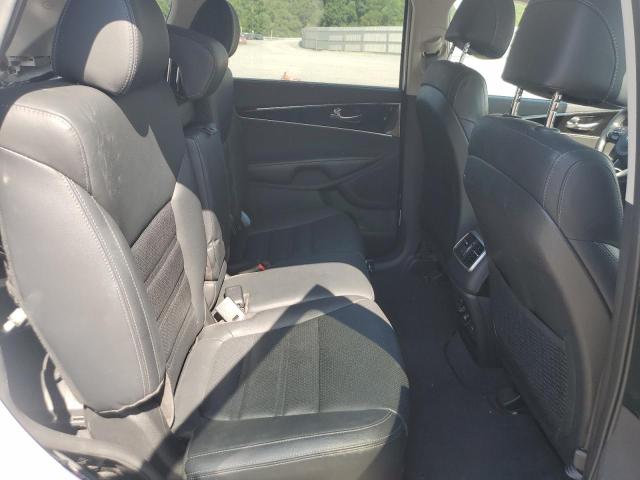 Photo 11 from auction – 2017 KIA SORENTO EX with VIN 5XYPH4A11HG248057