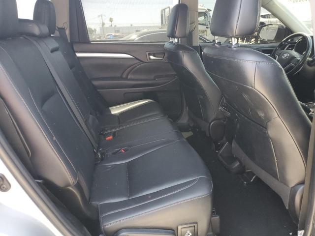 Photo 10 from auction – 2019 TOYOTA HIGHLANDER with VIN 5TDJZRFH2KS575308