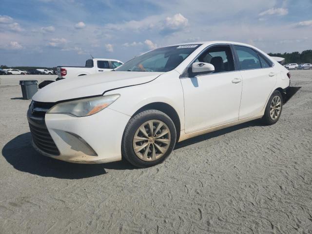 TOYOTA CAMRY LE 2015 with VIN 4T1BF1FK2FU050899 - Photo from auction