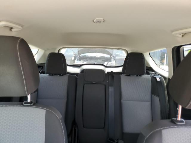 Photo 10 from auction – 2017 FORD ESCAPE SE with VIN 1FMCU0GD1HUB15507