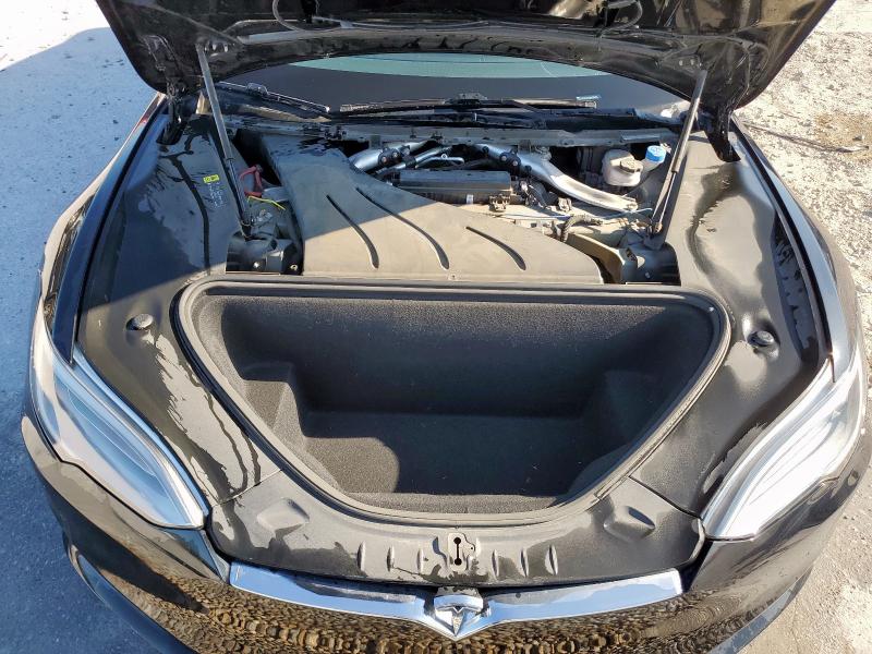 Photo 11 from auction – 2017 TESLA MODEL S with VIN 5YJSA1E23HF233633