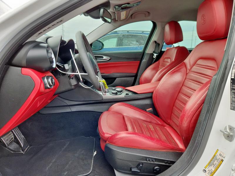 Photo 7 from auction – 2018 ALFA ROMEO GIULIA TI with VIN ZARFAECN7J7576873