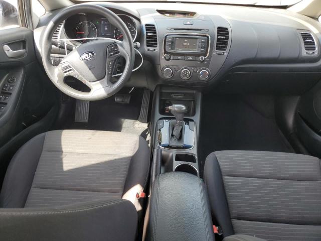 Photo 8 from auction – 2017 KIA FORTE LX with VIN 3KPFL4A70HE031840