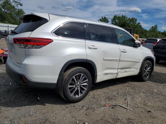 Foto 3 de la subasta – 2018 TOYOTA HIGHLANDER con VIN 5TDJZRFH3JS879942