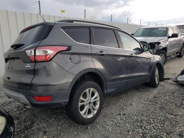 Photo 3 from auction – 2017 FORD ESCAPE SE with VIN 1FMCU0GD7HUB96237