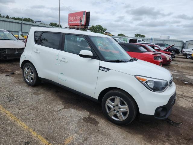 Photo 4 from auction – 2018 KIA SOUL with VIN KNDJN2A21J7622259