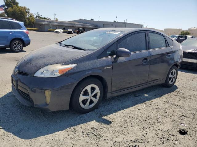 TOYOTA PRIUS 2015 مع رقم تعريف المركبة JTDKN3DU7F0457311 - صورة من المزاد