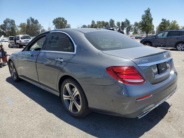 Photo 2 from auction – 2017 MERCEDES-BENZ E 300 with VIN WDDZF4JB3HA237641