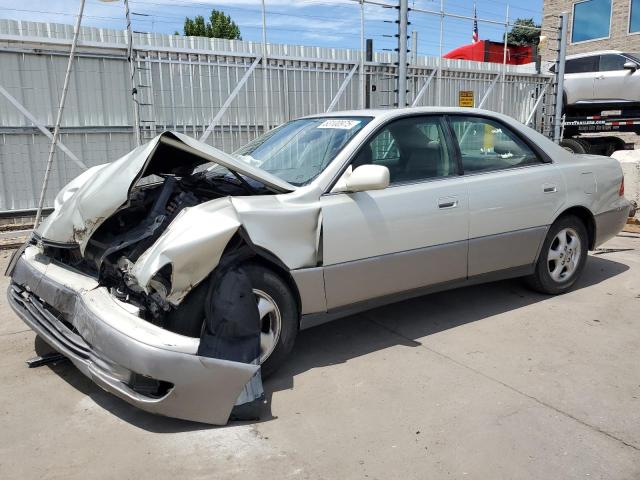 LEXUS ES 300 1997 with VIN JT8BF22G1V0061053 - Photo from auction
