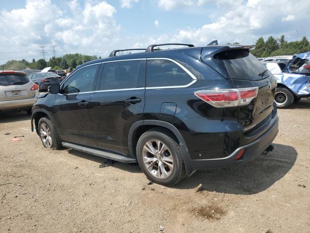 Photo 2 from auction – 2016 TOYOTA HIGHLANDER with VIN 5TDBKRFH8GS334210