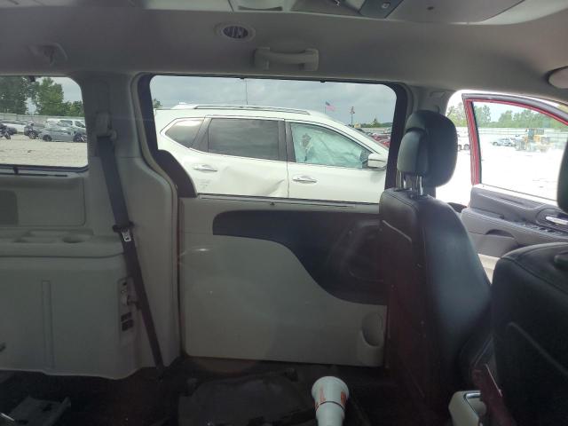 Photo 11 from auction – 2015 CHRYSLER TOWN & COU with VIN 2C4RC1BG1FR571994