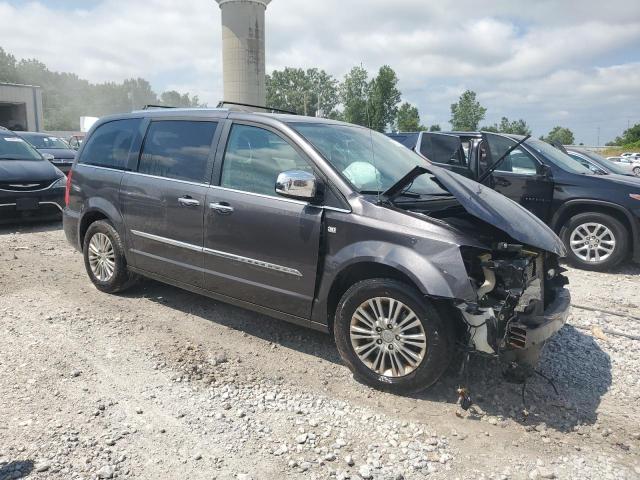 Photo 4 from auction – 2014 CHRYSLER TOWN & COU with VIN 2C4RC1CG4ER228092