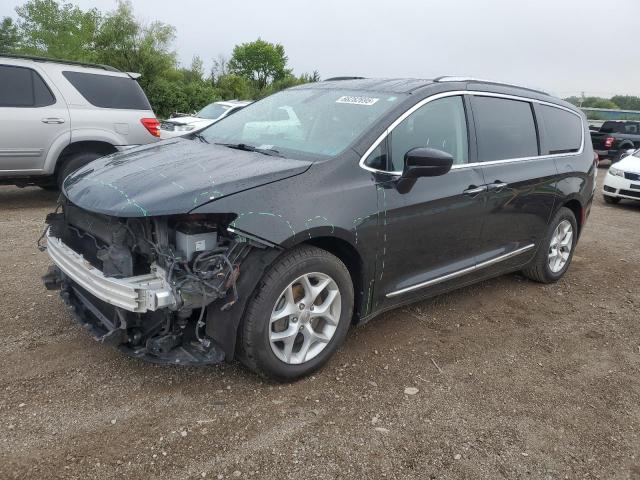 CHRYSLER PACIFICA T 2017 with VIN 2C4RC1EG7HR507120 - Photo from auction