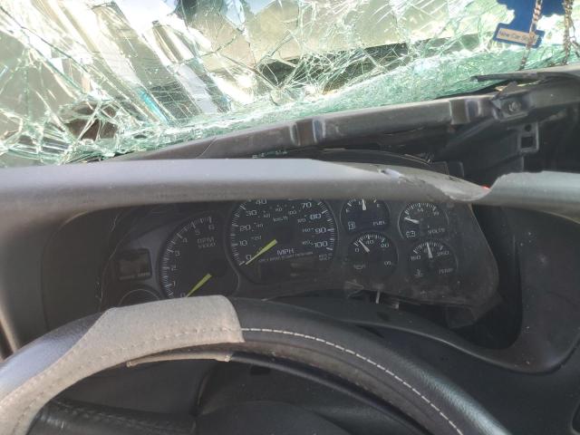 Photo 9 from auction – 2000 CHEVROLET SILVERADO with VIN 2GCEC19T2Y1389742