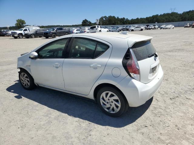Photo 2 from auction – 2015 TOYOTA PRIUS C with VIN JTDKDTB32F1584748