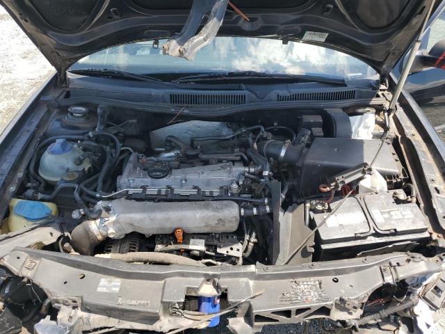 Photo 11 from auction – 2004 VOLKSWAGEN JETTA GLS with VIN 3VWSE69M54M087204