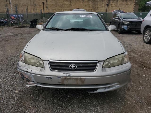 Photo 5 from auction – 2000 TOYOTA CAMRY CE with VIN 4T1BG22K9YU689261