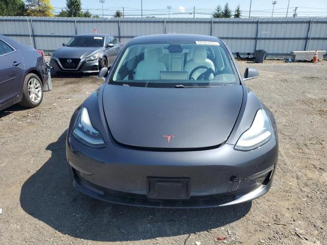 Photo 5 from auction – 2018 TESLA MODEL 3 with VIN 5YJ3E1EB6JF099375
