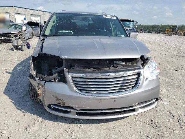 Photo 5 from auction – 2016 CHRYSLER TOWN & COU with VIN 2C4RC1BG8GR121065