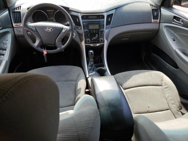 Photo 8 from auction – 2012 HYUNDAI SONATA with VIN KMHEC4A41CA037946