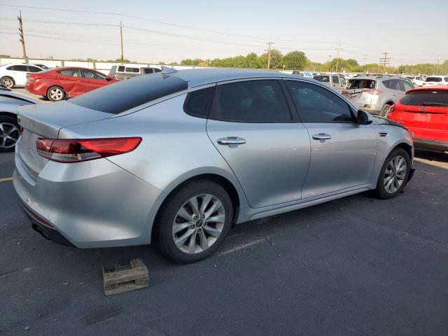 Photo 3 from auction – 2017 KIA OPTIMA LX with VIN 5XXGT4L34HG130683